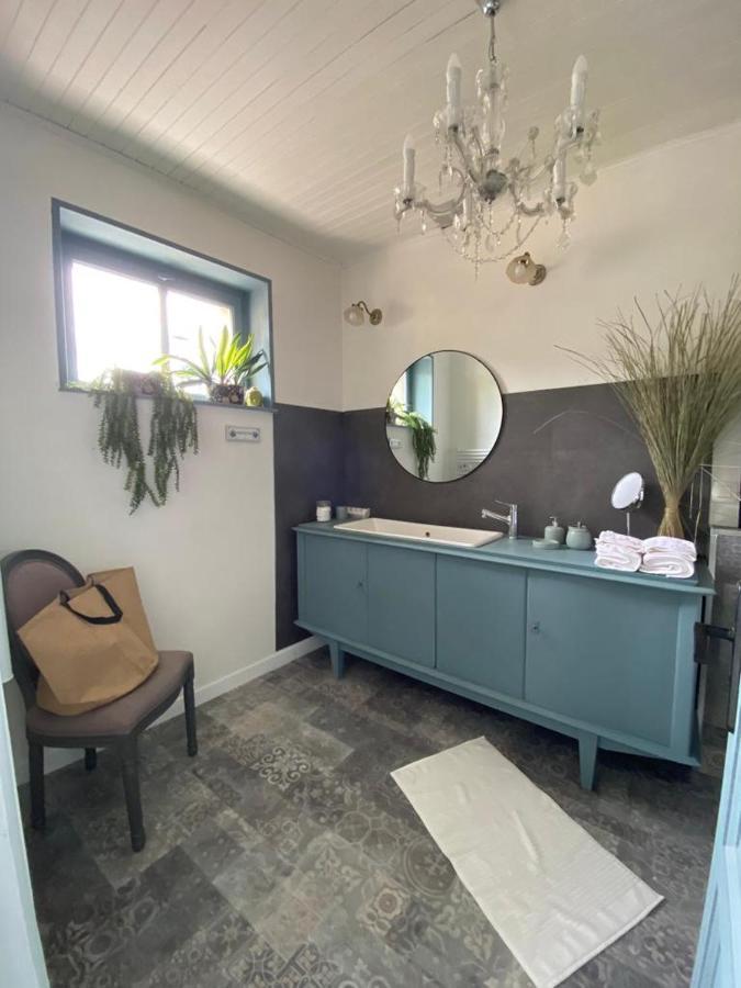 Courzieu Maison Sur Cour מראה חיצוני תמונה